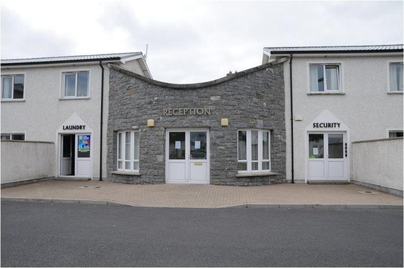 Dunaras Holiday Village Galway Exterior photo